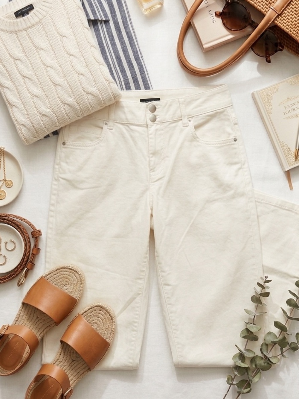 Ann Taylor Cream Straight-Leg Jeans 10P - Picture 1 of 7